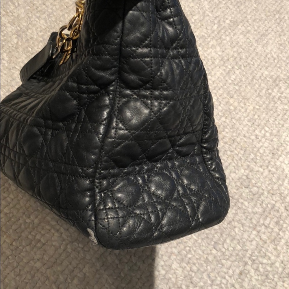 Dior signature leather tote - Picture 7 of 8